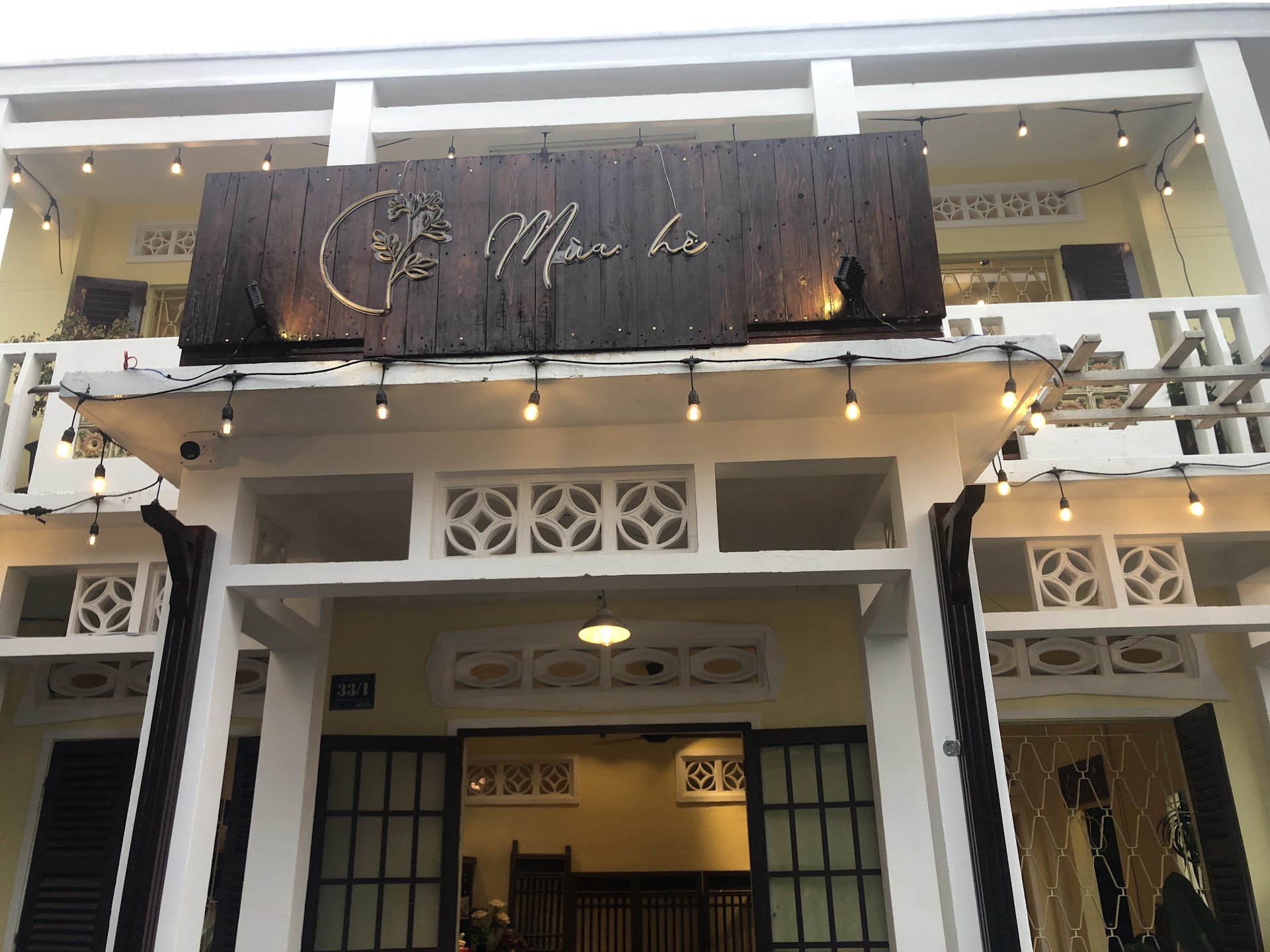 Mùa Hè Cafe & Friends (By Dean's Dream)