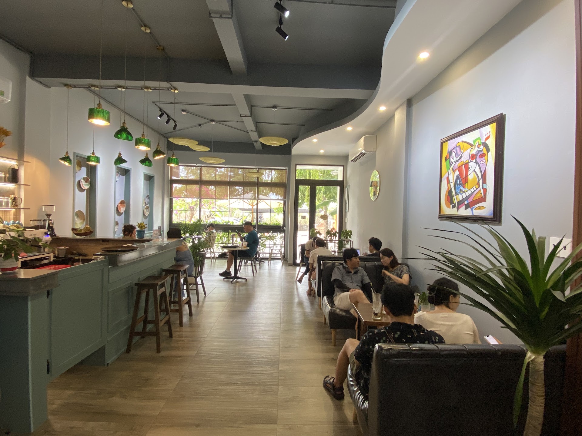 Mix Coffee & Apartment