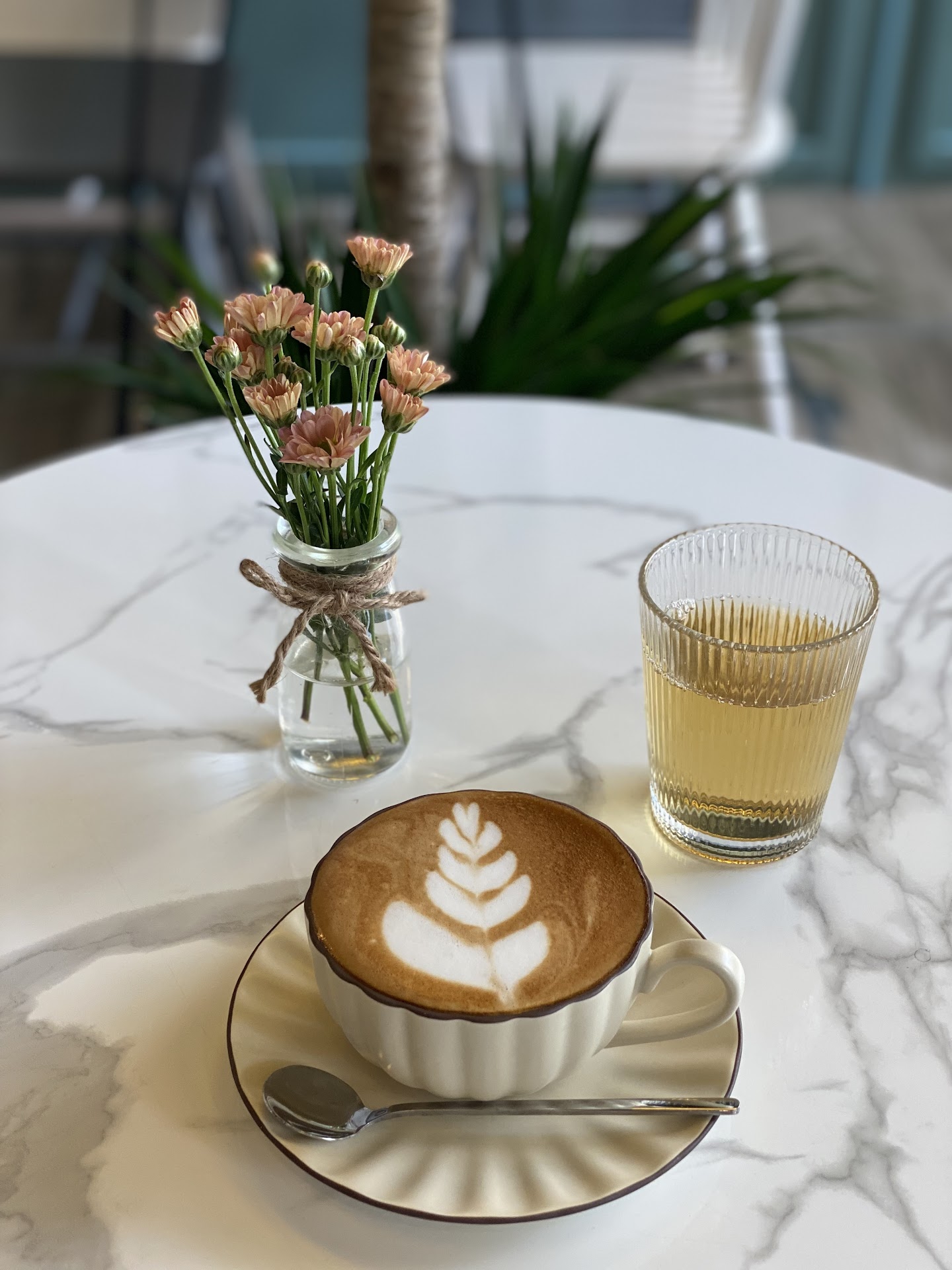 Mix Coffee & Apartment