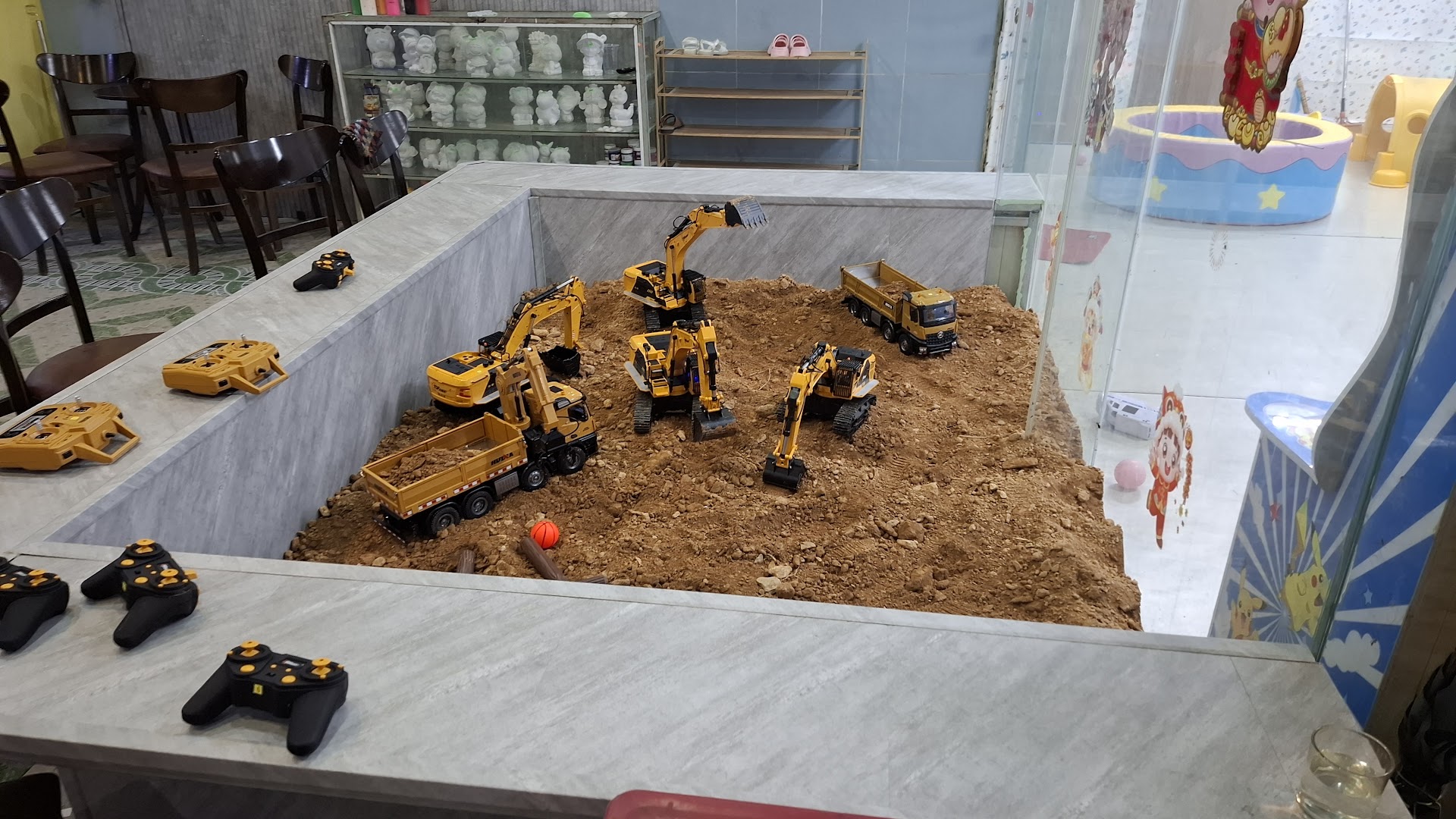 Khu Vui Chơi Trẻ Em Cafe ĐQ- Chỉ 30.000 VND