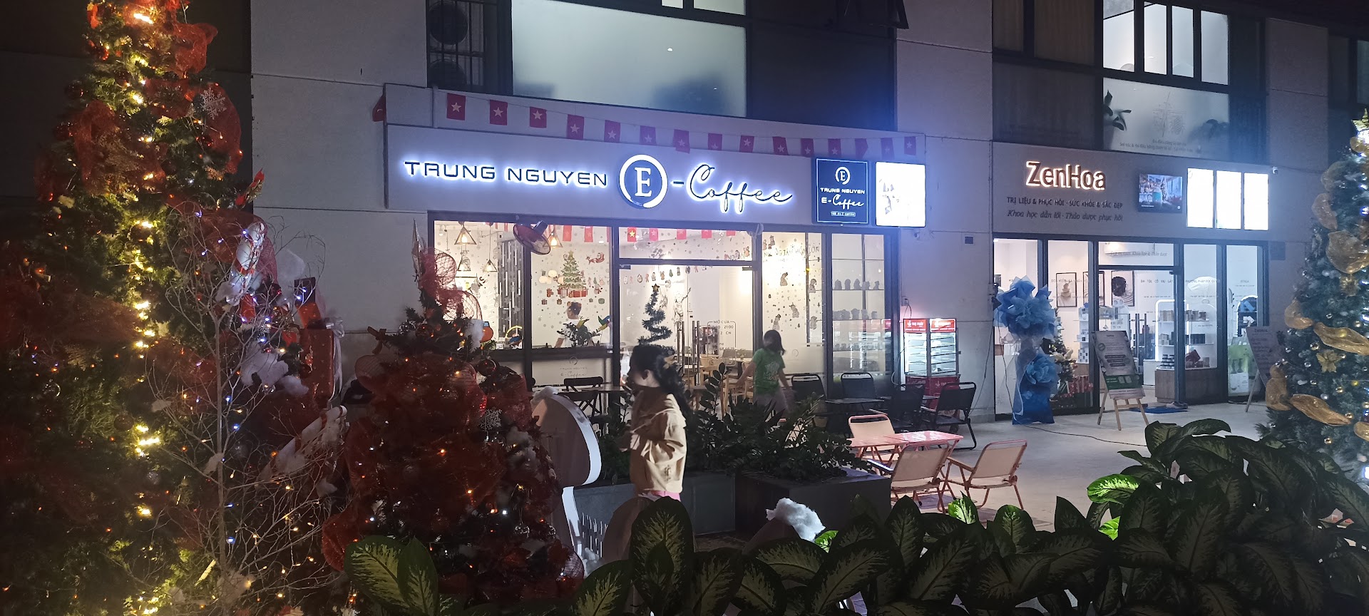 Trung Nguyên E-Coffee Goldora