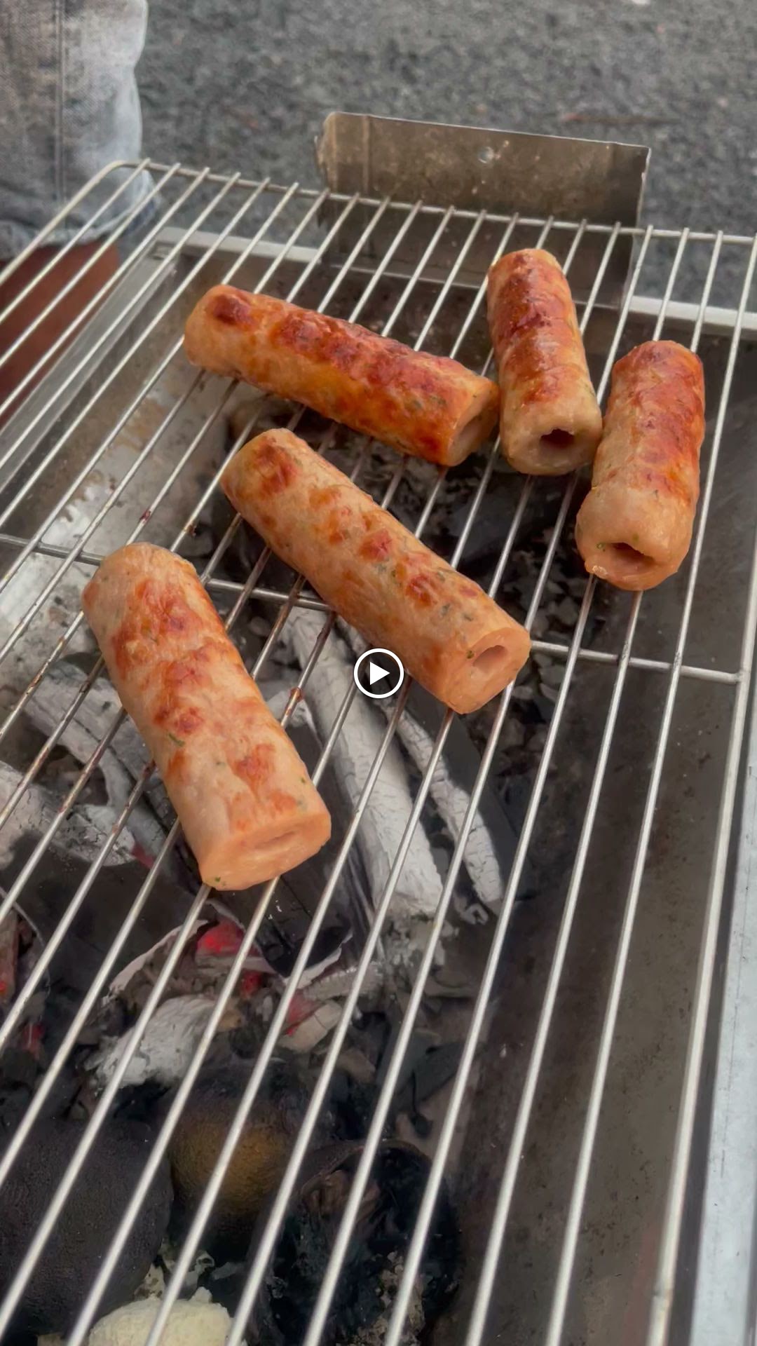 CÀ PHÊ SÂN VƯỜN BÊN SÔNG 1979.