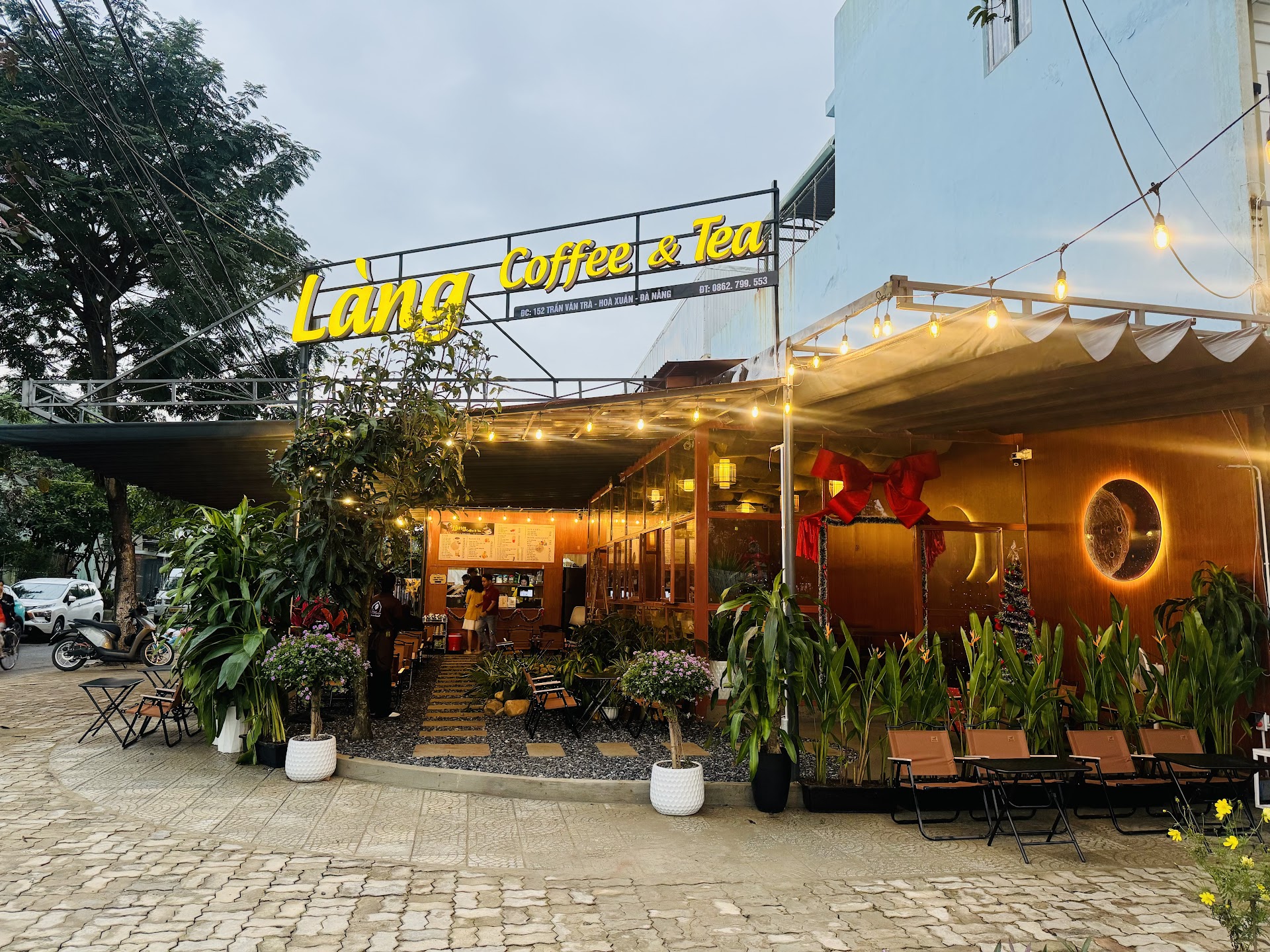 Làng Coffee & Tea