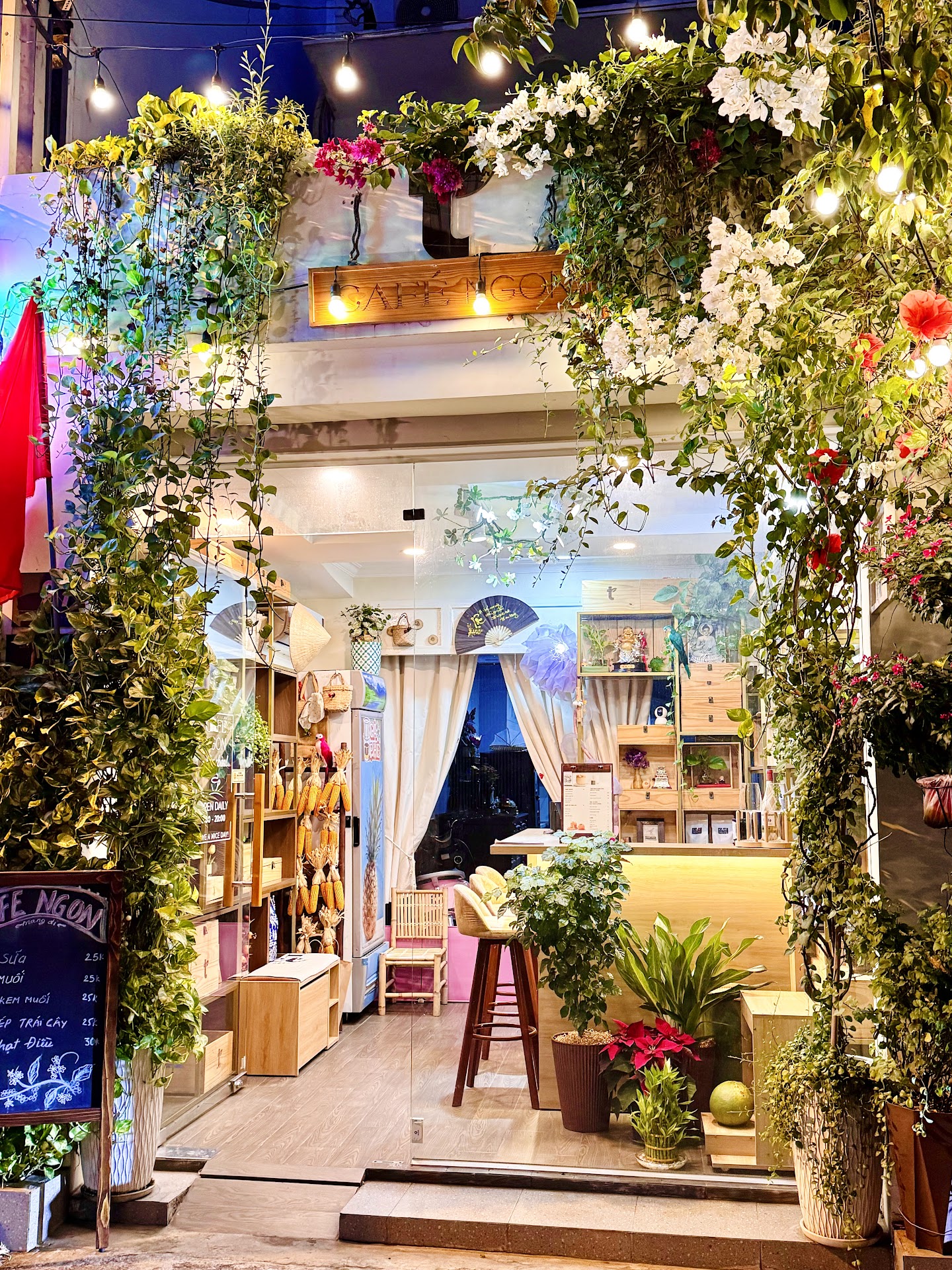 Cafe NGON - 27 Nguyễn Khuyến