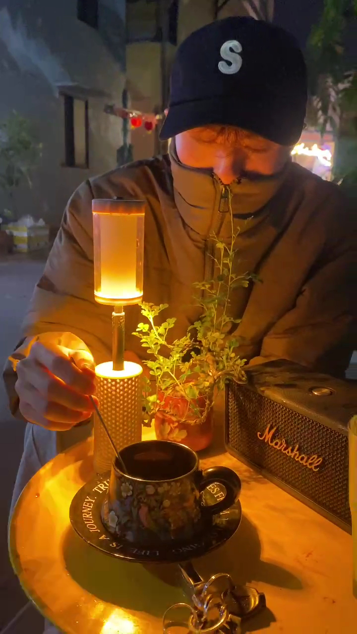 TRÀ - CÀ PHÊ O LYN