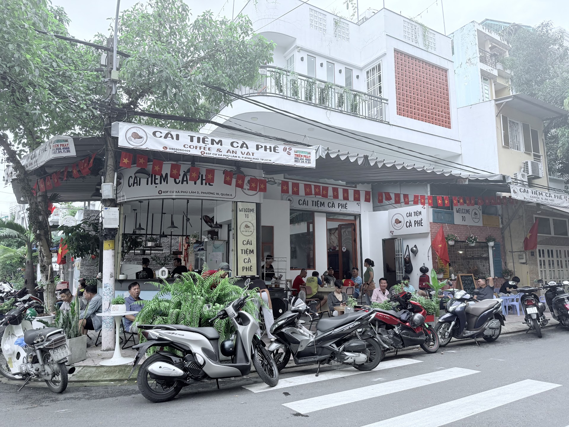 Cái tiệm cà phê