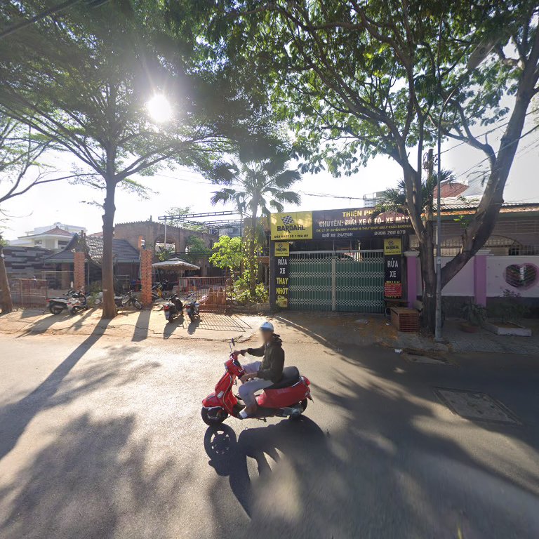 Tiệm cà phê Vườn Hoa Con Cá