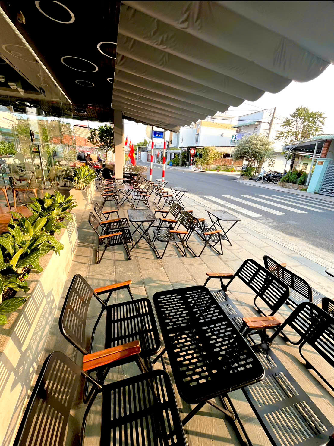 Deerlands Coffee & Tea - Trà Sữa