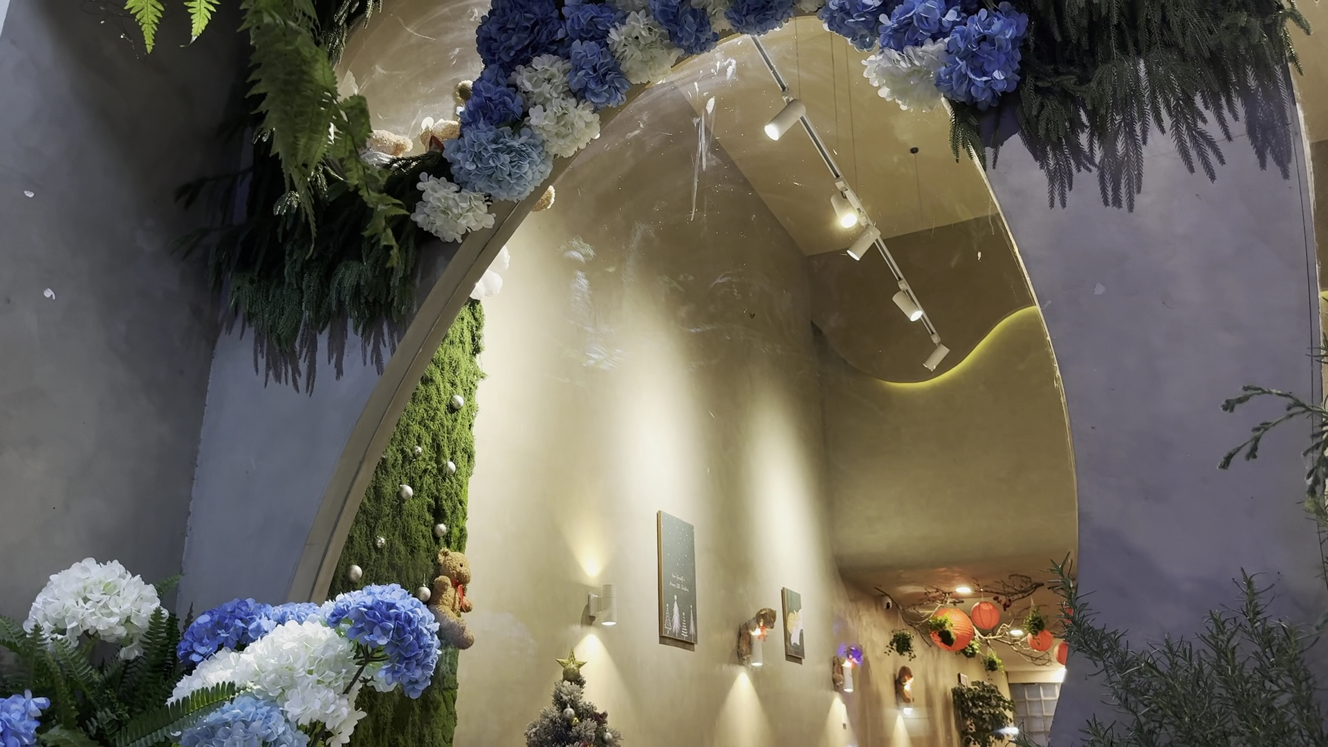 Tiệm Cà Phê La Cà