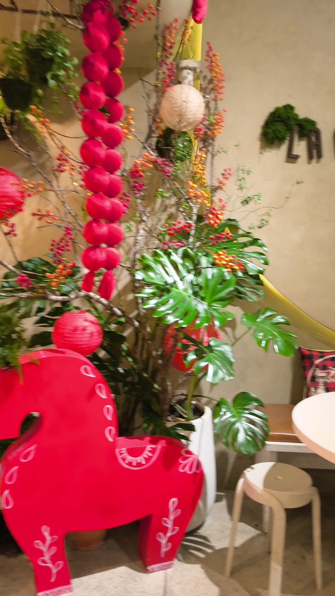 Tiệm Cà Phê La Cà