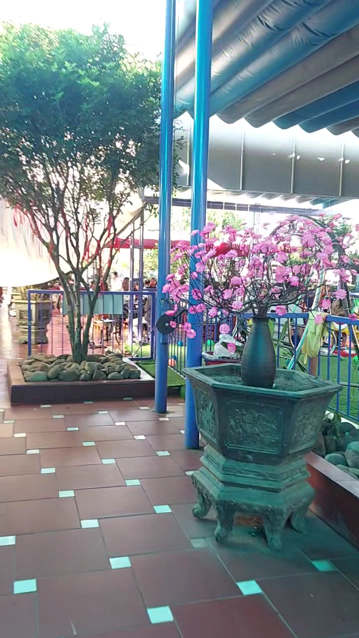 Cà Phê Không Gian Huế Xưa