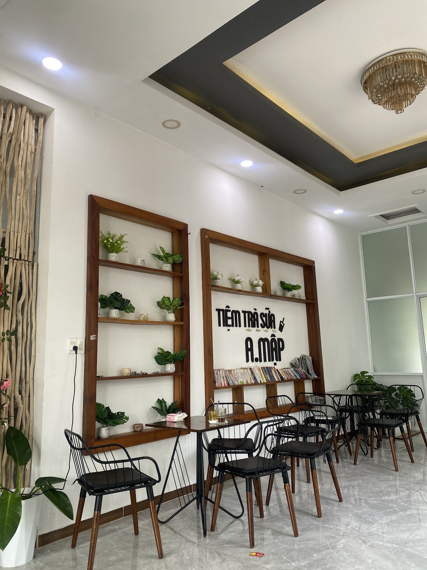 TIỆM COFFEE-TRÀ SỮA A MẬP
