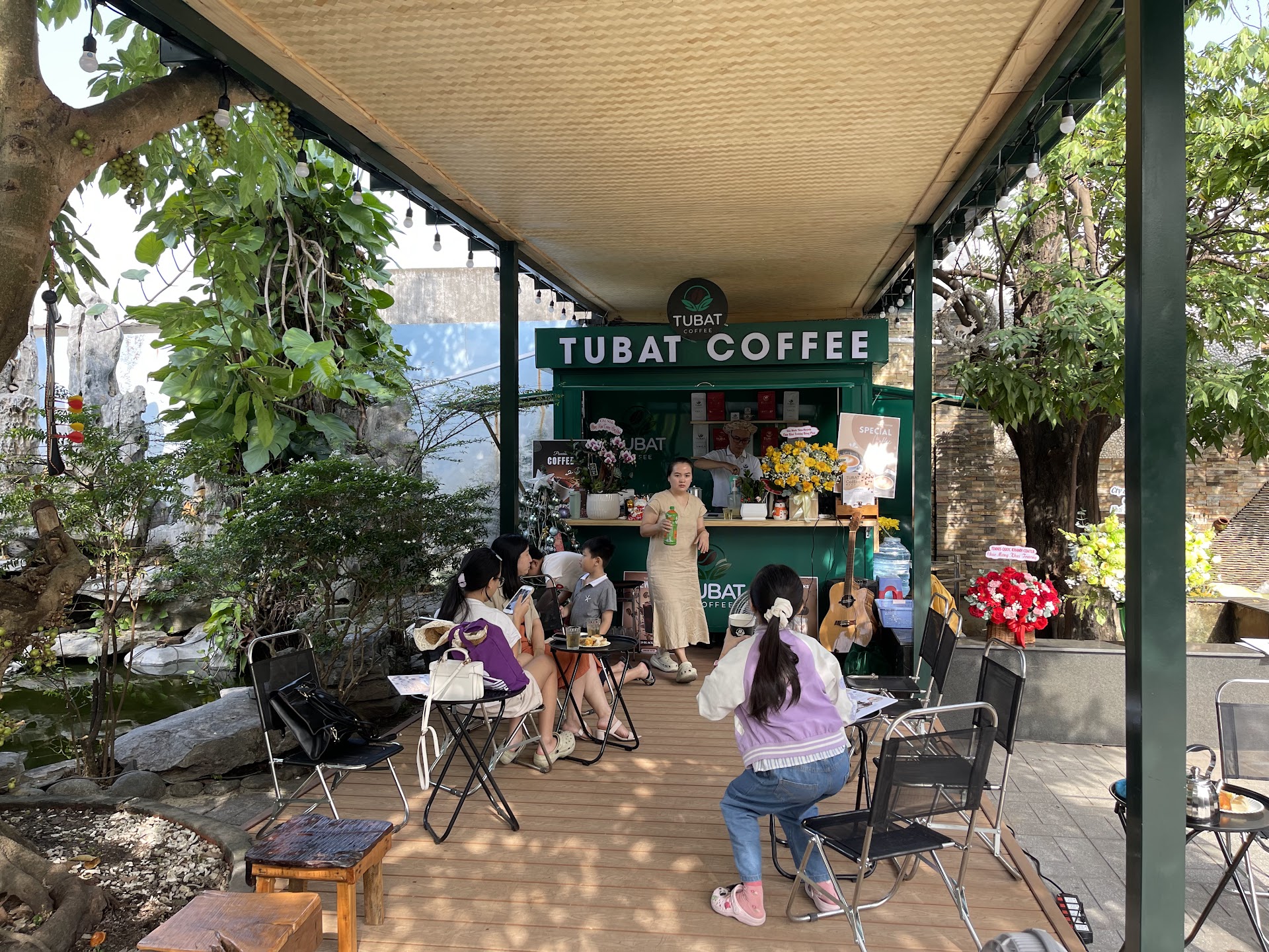 Tubat Coffee Roastery Garden